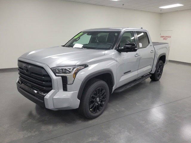 2026 Toyota Tundra Limited CrewMax photo 2