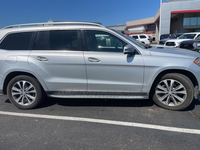2015 Mercedes Benz GL 450 photo 3