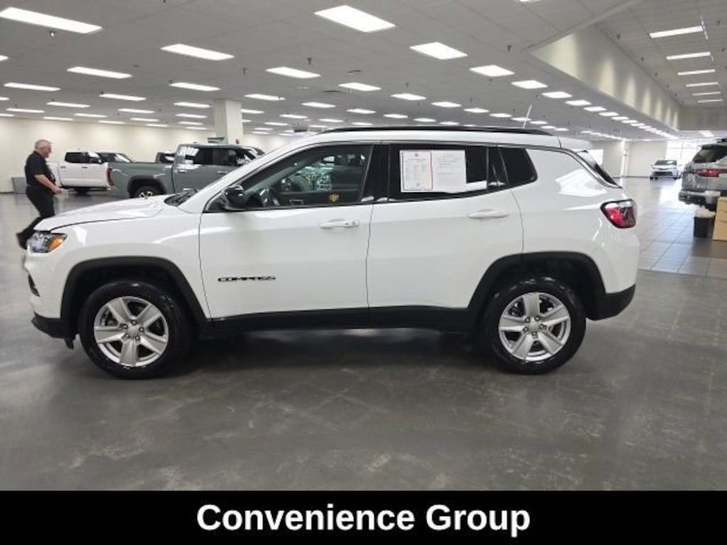 Used 2022 Jeep Compass Latitude SUV