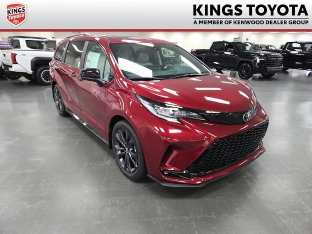 New 2026 Toyota Sienna XSE Van Passenger Van