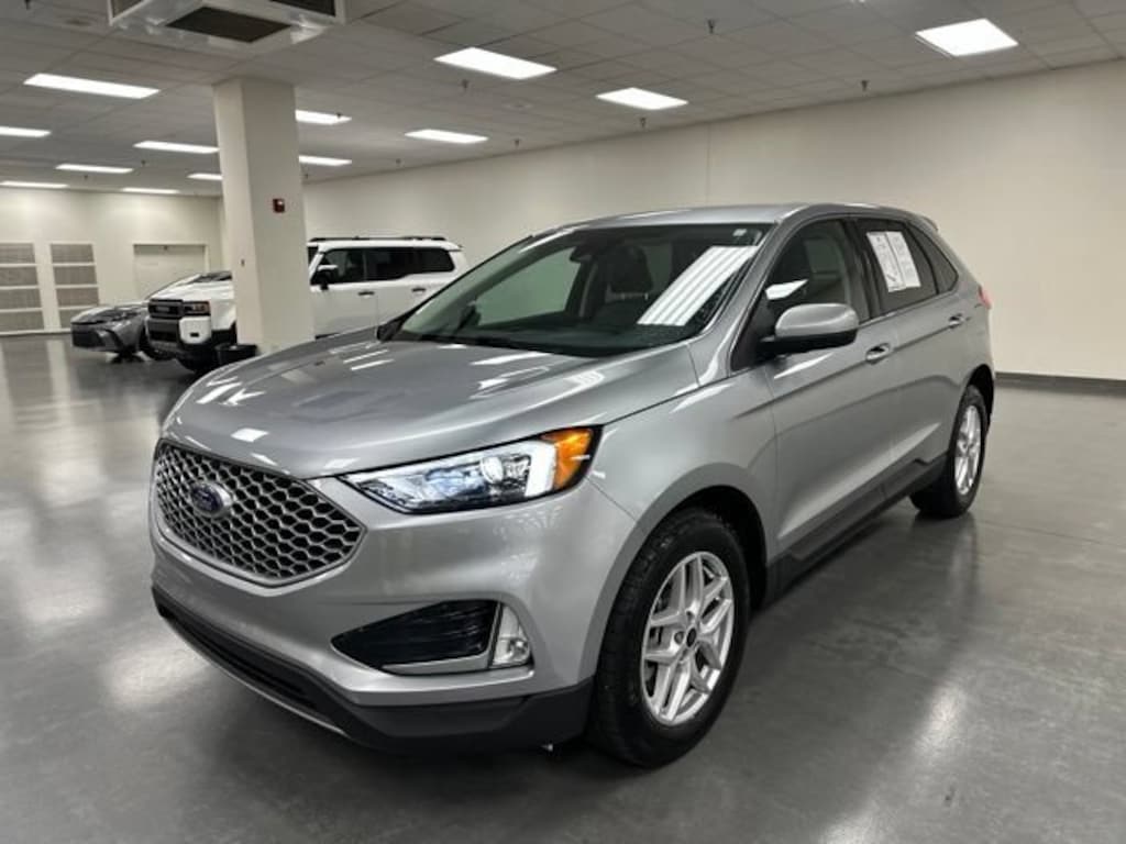 Used 2024 Ford Edge SEL SUV