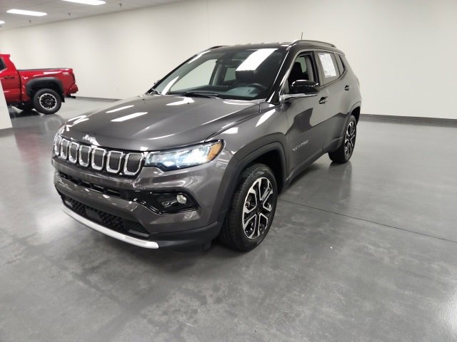 2022 Jeep Compass Limited photo 3