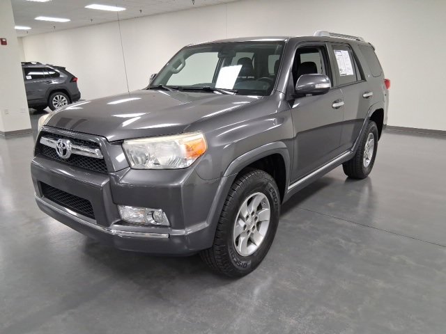 2011 Toyota 4Runner SR5 photo 2