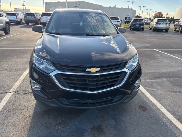2019 Chevrolet Equinox LS photo 2