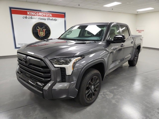 Used 2024 Toyota Tundra Limited with VIN 5TFWC5DB7RX061506 for sale in Cincinnati, OH