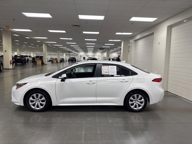 2024 Toyota Corolla LE photo 4