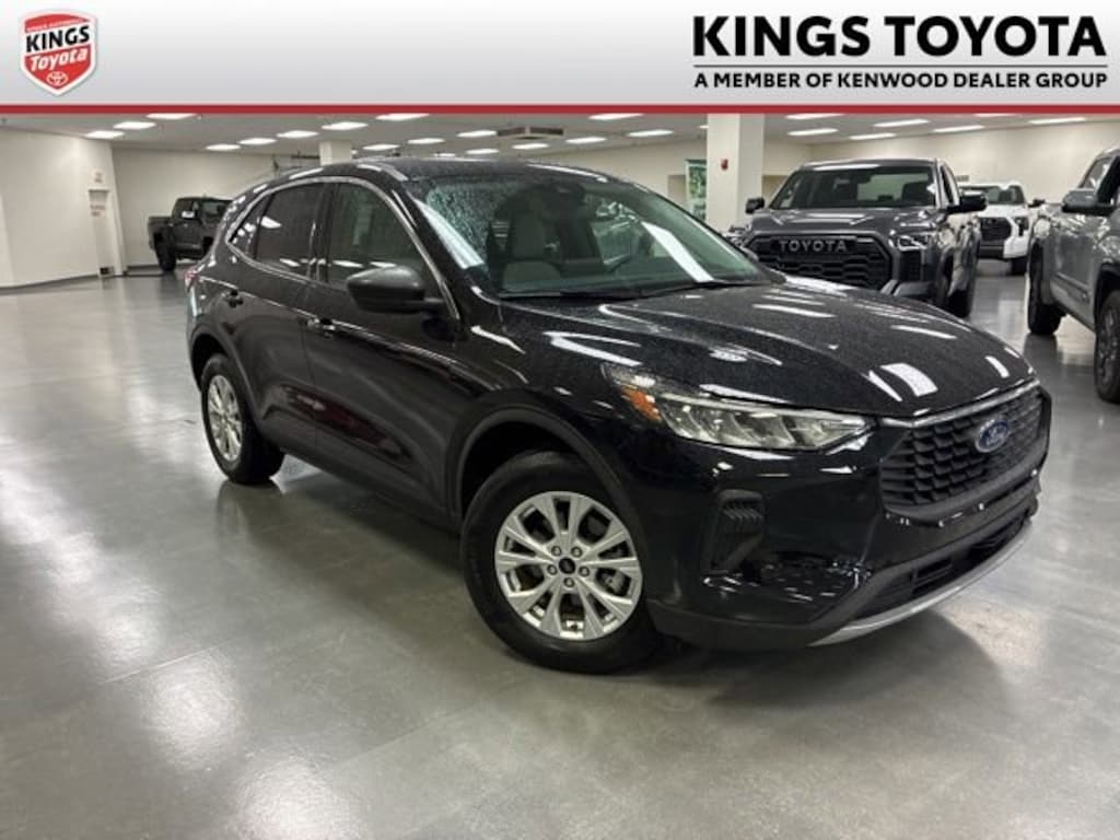 Used 2023 Ford Escape Active SUV