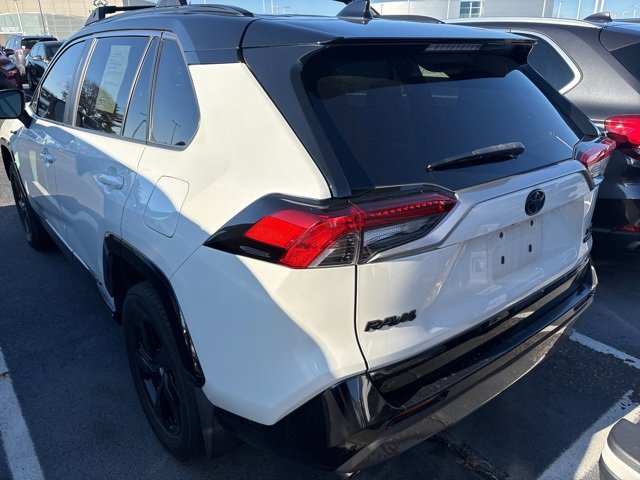 2020 Toyota RAV4 Hybrid XSE photo 4