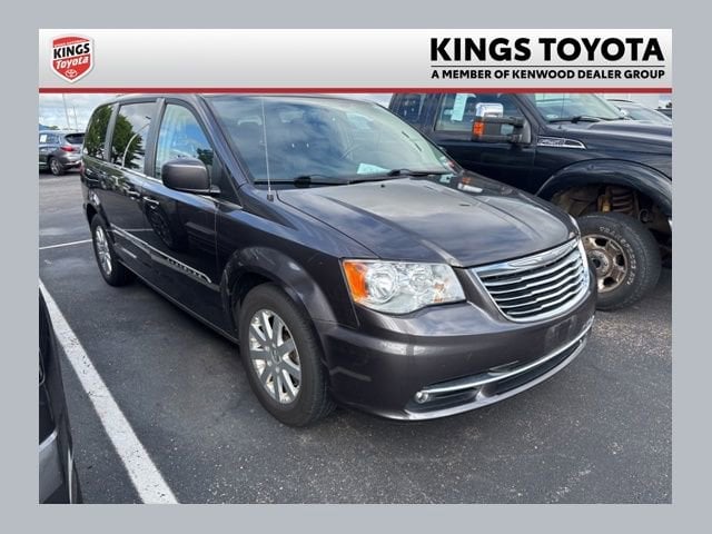 2015 Chrysler Town & Country Touring