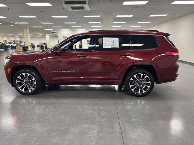 2021 Jeep Grand Cherokee Overland photo 4