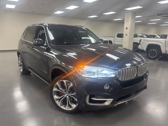 2016 BMW X5 xDrive50i's photo