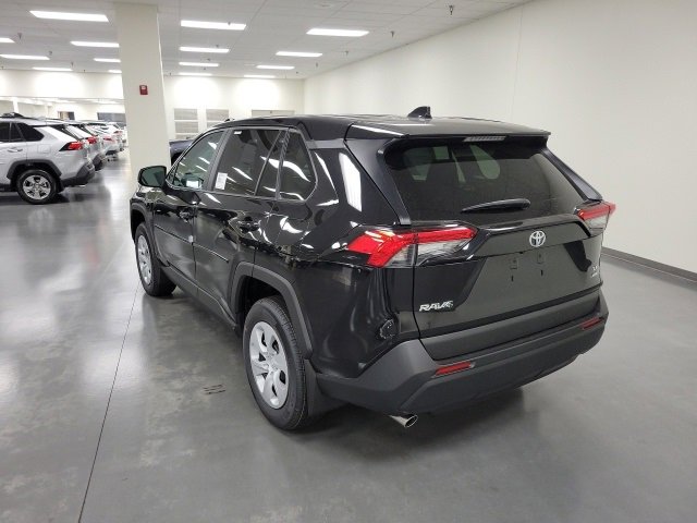 2025 Toyota RAV4 LE photo 3