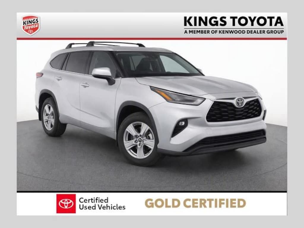 Used 2024 Toyota Highlander LE SUV