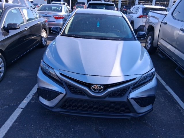 2024 Toyota Camry SE photo 2