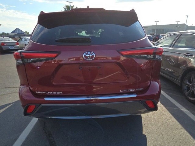 2020 Toyota Highlander Limited photo 4