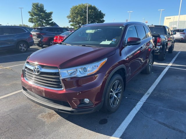 2016 Toyota Highlander XLE photo 3