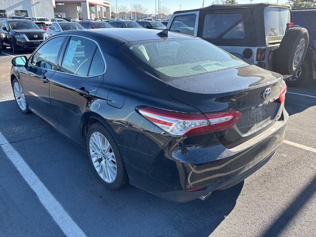 2020 Toyota Camry Hybrid XLE photo 4