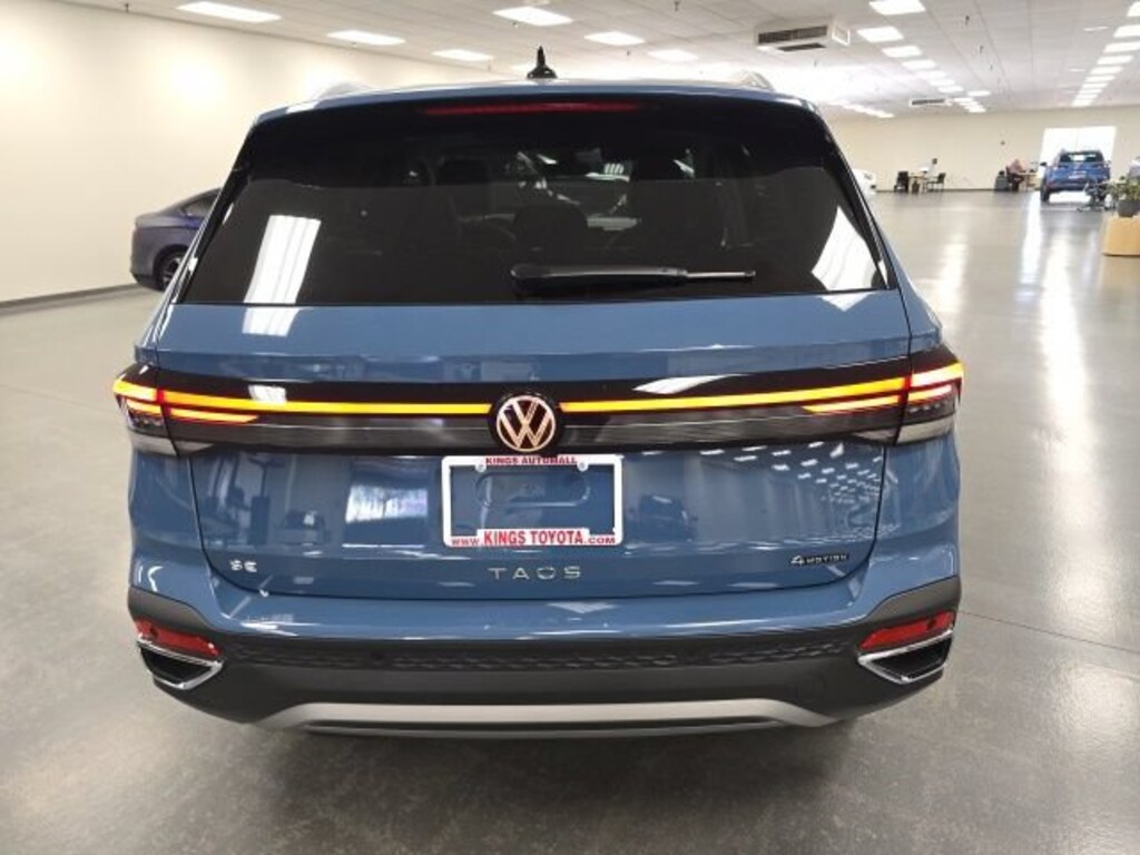 Used 2025 Volkswagen Taos 1.5T SE SUV