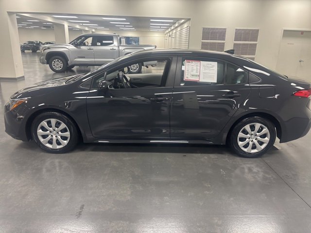 2024 Toyota Corolla LE photo 4