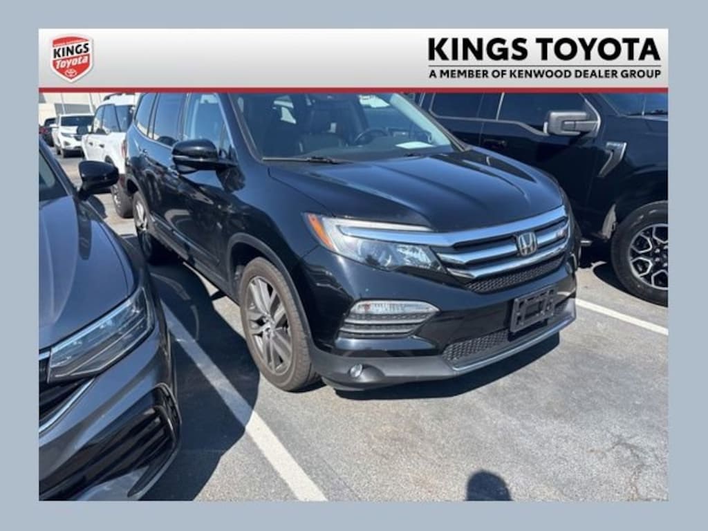 Used 2017 Honda Pilot Touring SUV