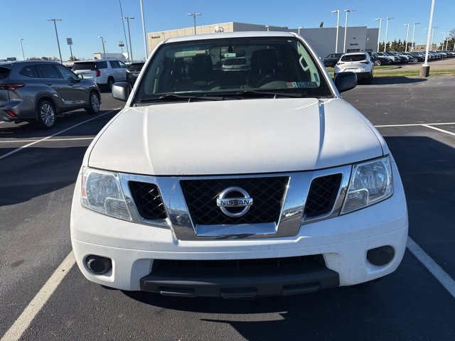 2012 Nissan Frontier SV photo 2