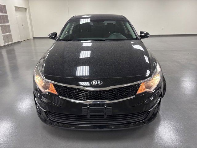 2018 Kia Optima LX photo 2