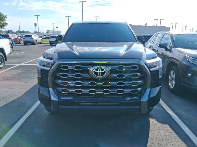2022 Toyota Tundra Platinum CrewMax photo 2