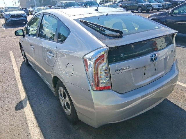 2014 Toyota Prius Two photo 4