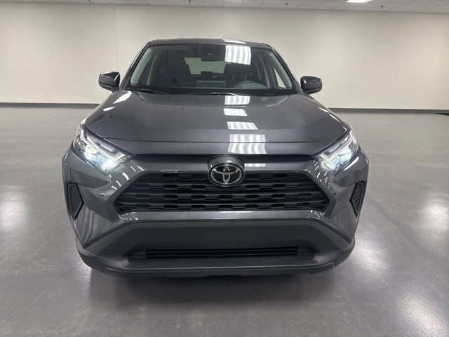 2024 Toyota RAV4 LE photo 2