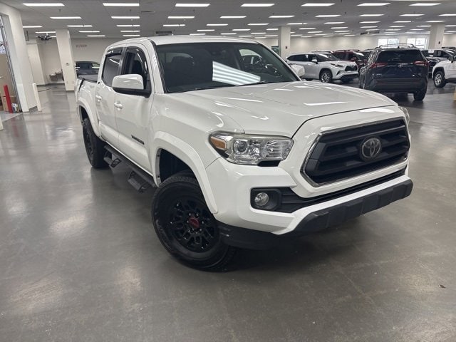 2020 Toyota Tacoma SR5's photo