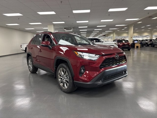 2025 Toyota RAV4 XLE Premium's photo