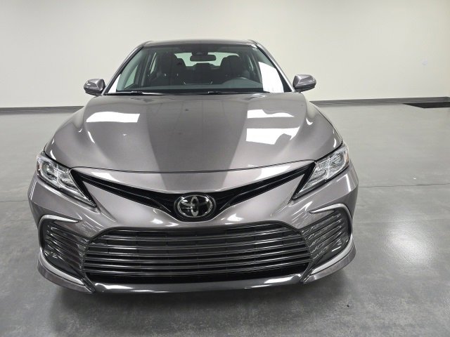 2024 Toyota Camry LE photo 2