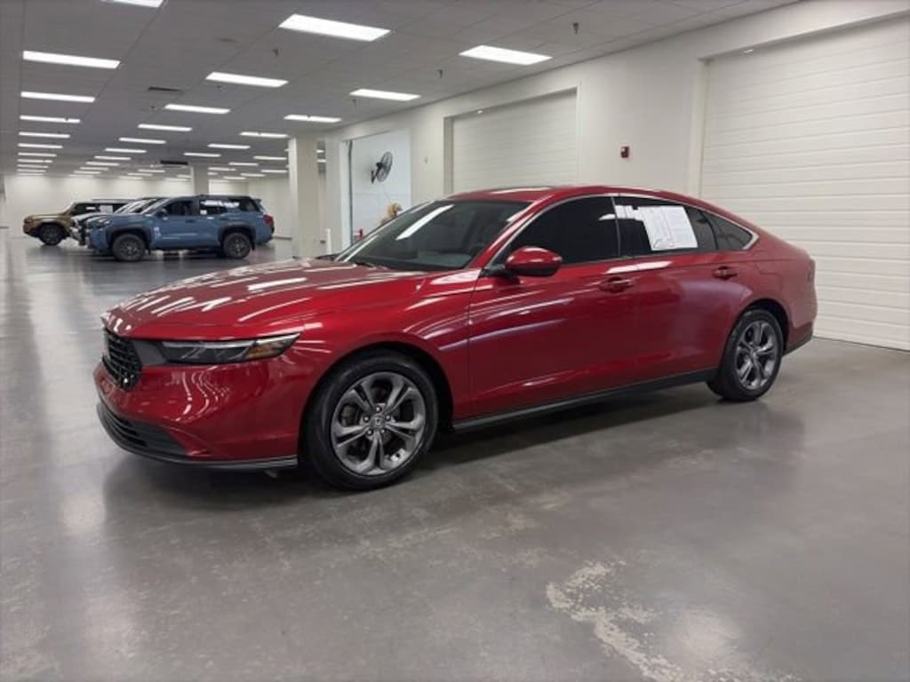 Used 2024 Honda Accord EX Sedan