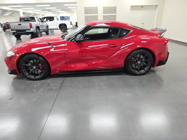 2024 Toyota Supra 3.0 Premium photo 3