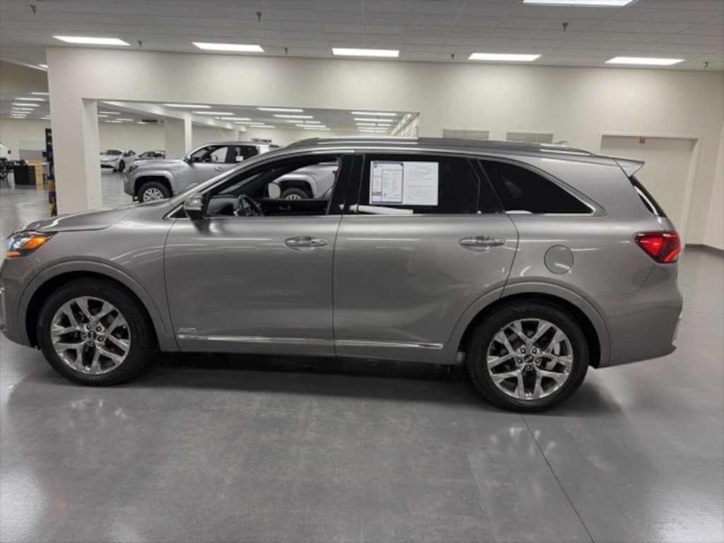 Used 2019 Kia Sorento SX Limited V6 SUV