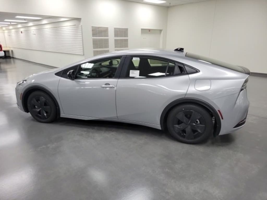 New 2026 Toyota Prius Plug-in Hybrid SE PLUG-IN HYBRID