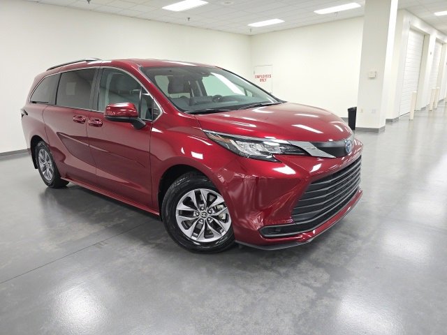 2023 Toyota Sienna