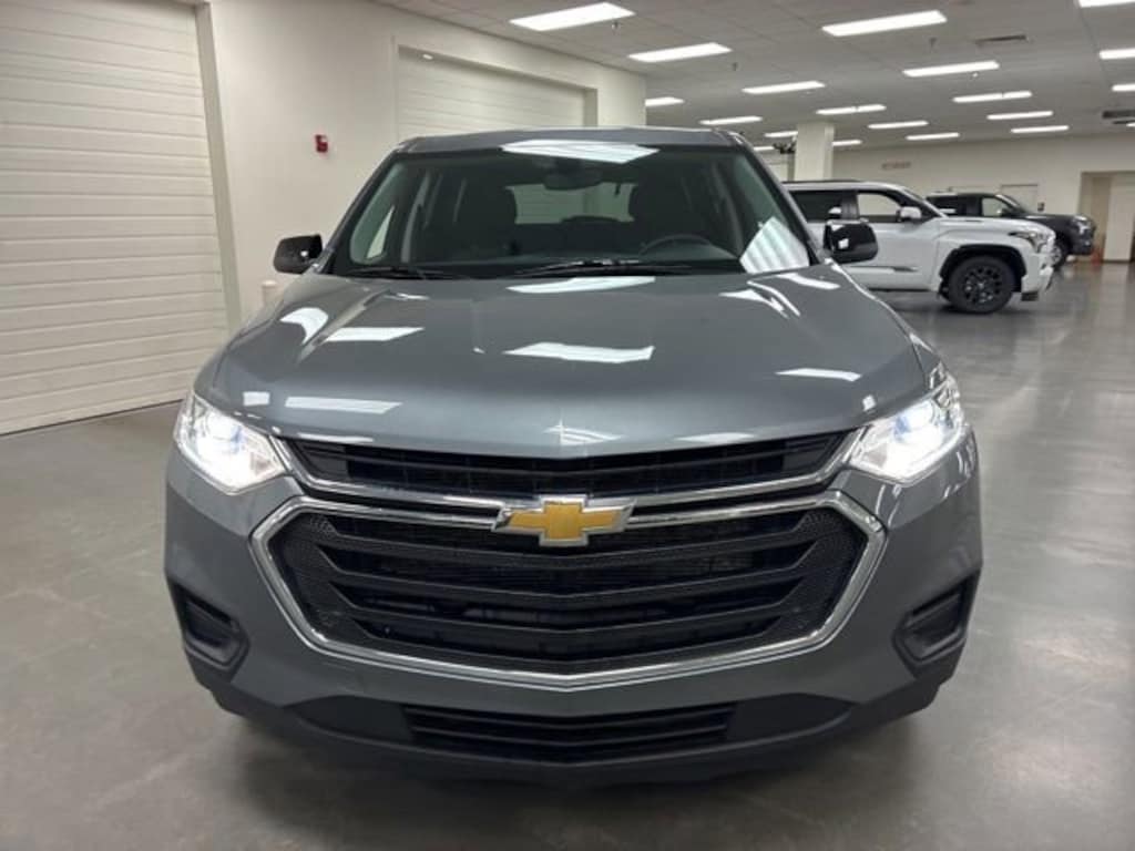 Used 2021 Chevrolet Traverse LS SUV