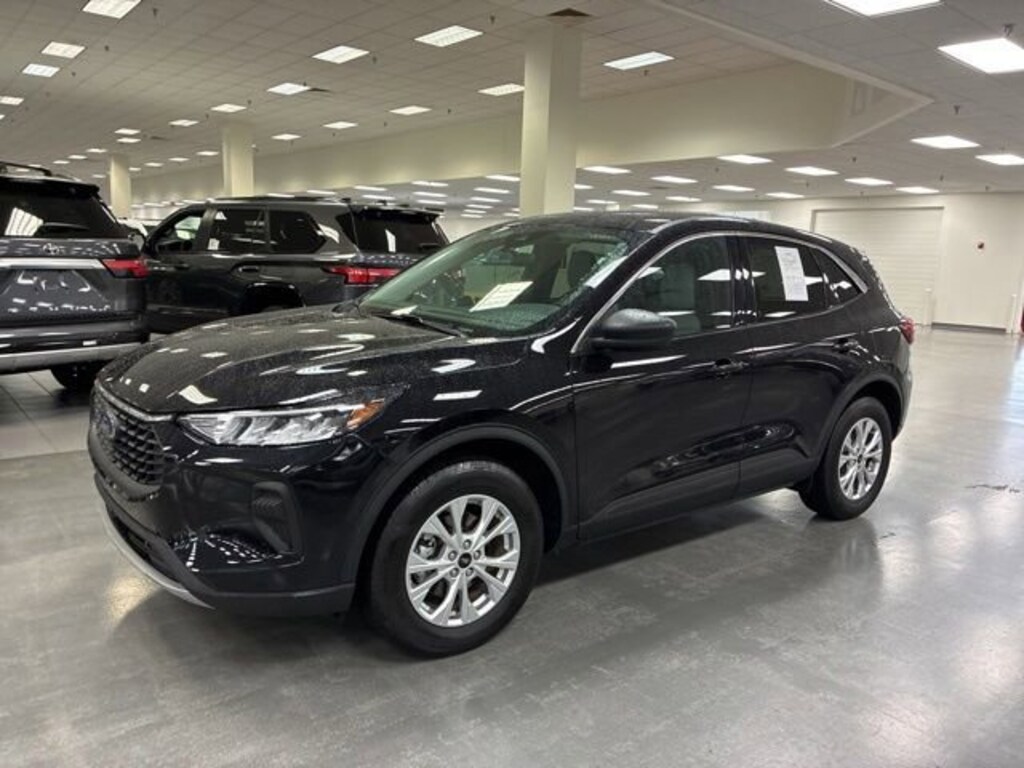 Used 2023 Ford Escape Active SUV