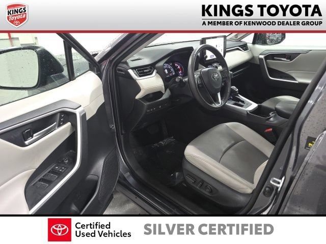 2024 Toyota RAV4 XLE Premium - Photo 15