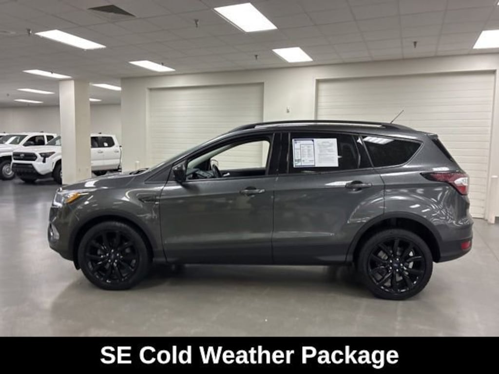 Used 2017 Ford Escape SE SUV