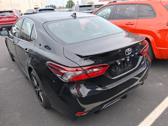 2024 Toyota Camry SE photo 4