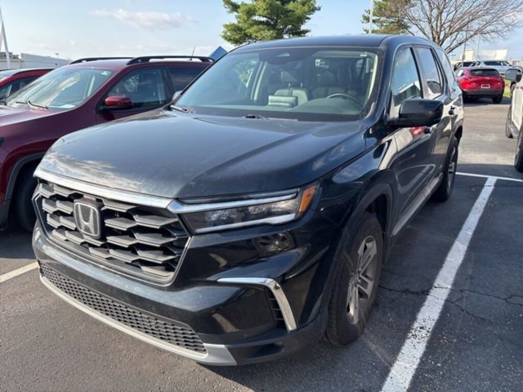 Used 2025 Honda Pilot EX-L SUV