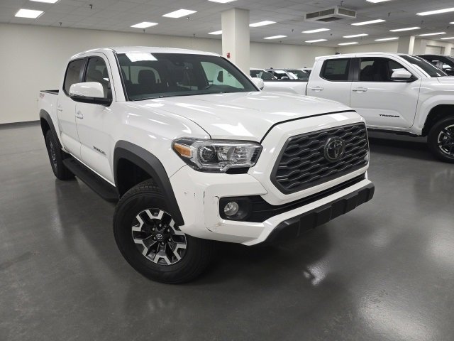 2023 Toyota Tacoma TRD Off Road's photo