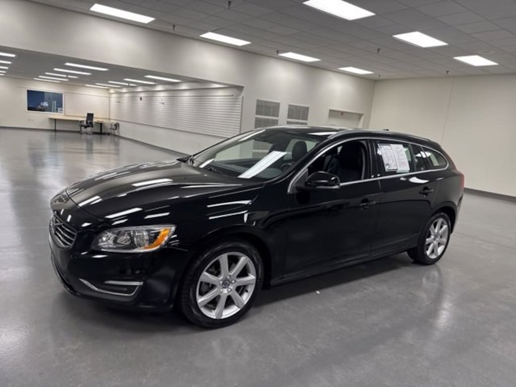 Used 2016 Volvo V60 T5 Drive-E Premier Wagon