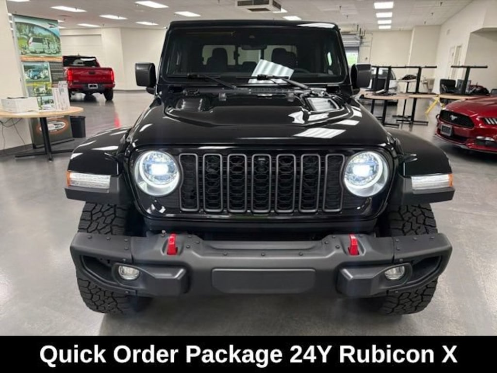 Used 2024 Jeep Gladiator Rubicon Truck Crew Cab