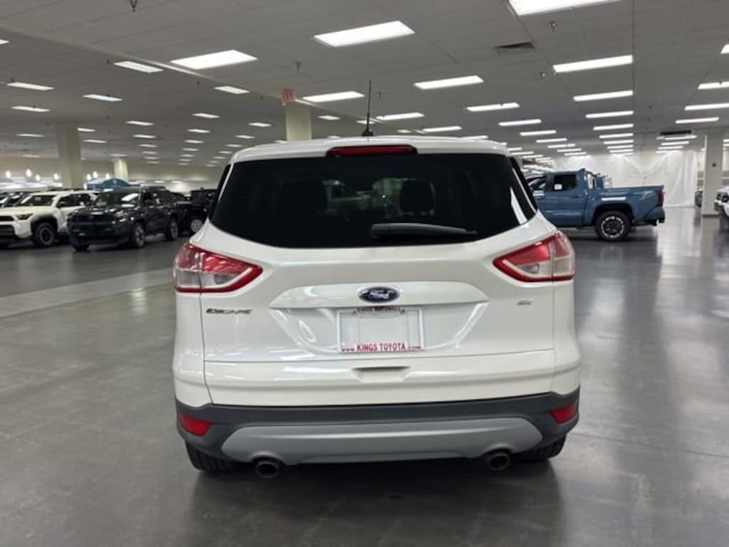 Used 2016 Ford Escape SE SUV