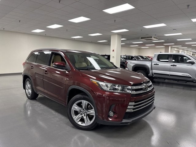 2017 Toyota Highlander SUV 