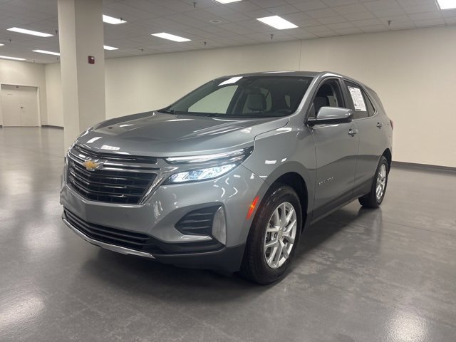 2023 Chevrolet Equinox LT photo 3