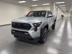New 2025 Toyota Tacoma i-FORCE MAX TRD Off-Road 4X4 DOUBLE CAB HV Cincinnati, OH